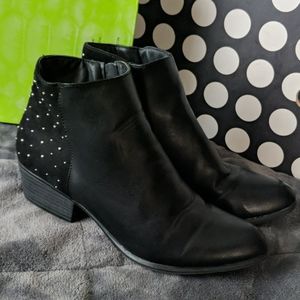 Espirit ankle boots